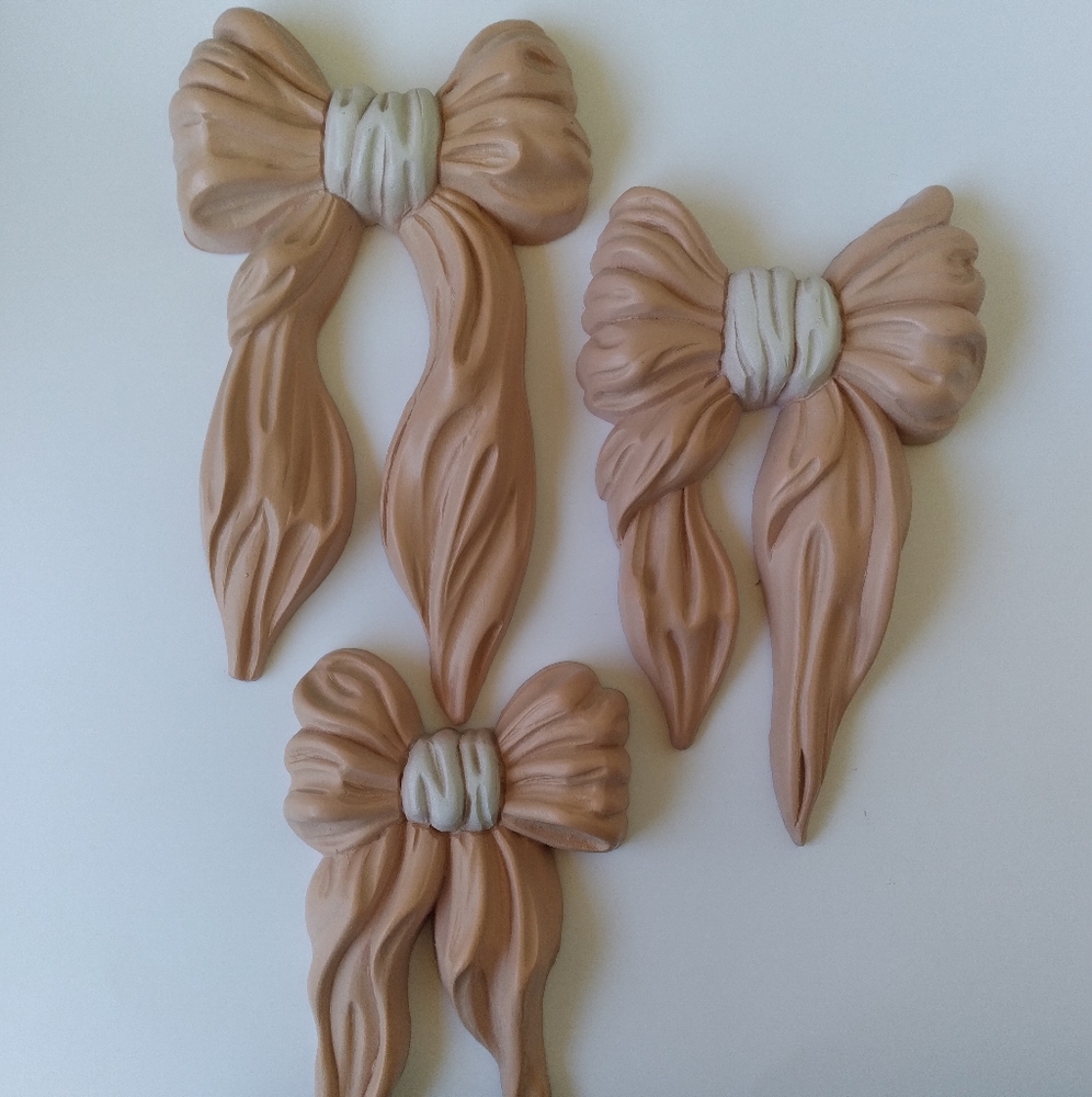 (Drk pink) Set of 3 Homco Bows - Rare color